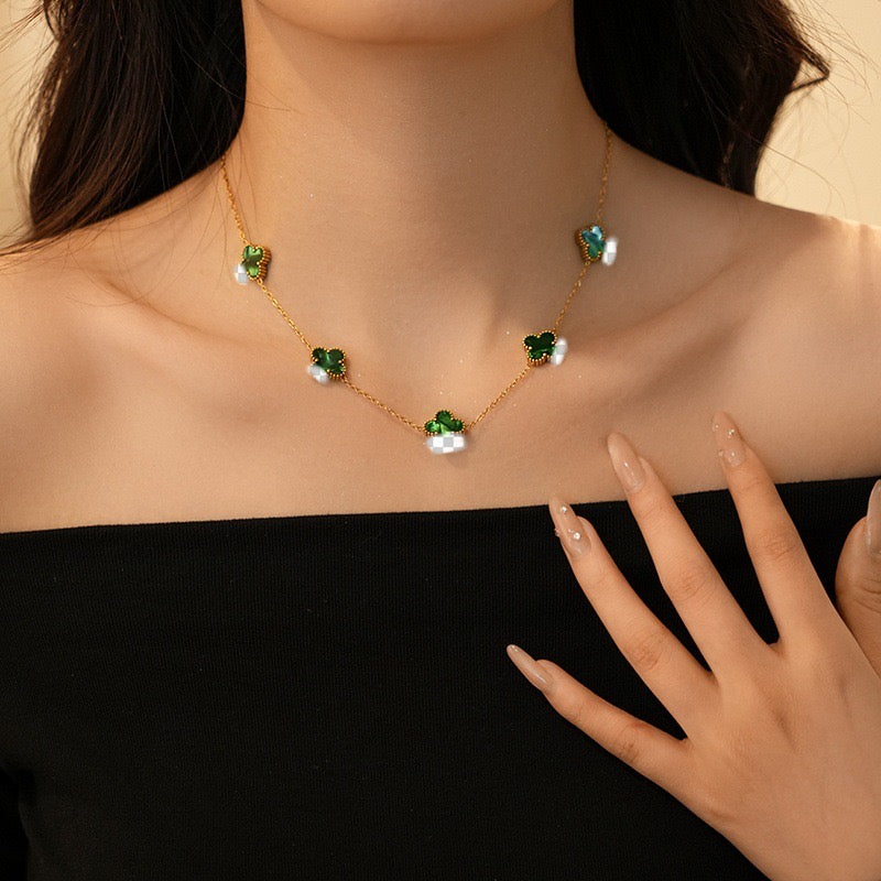 ✨P80: 18k Gold Plated Stainless Steel Necklace: Green Radiant (13mm: Diemeter)✨