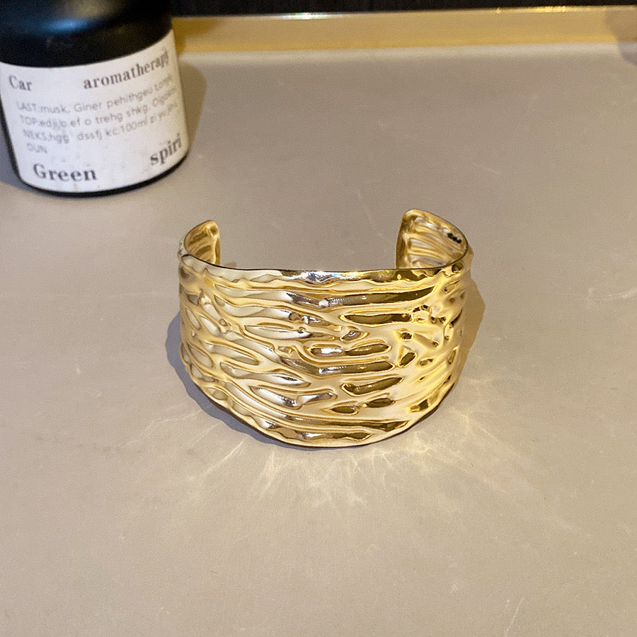 ✨HC123: Handcuff for Stack: Gold Folded Wide Bracelet✨