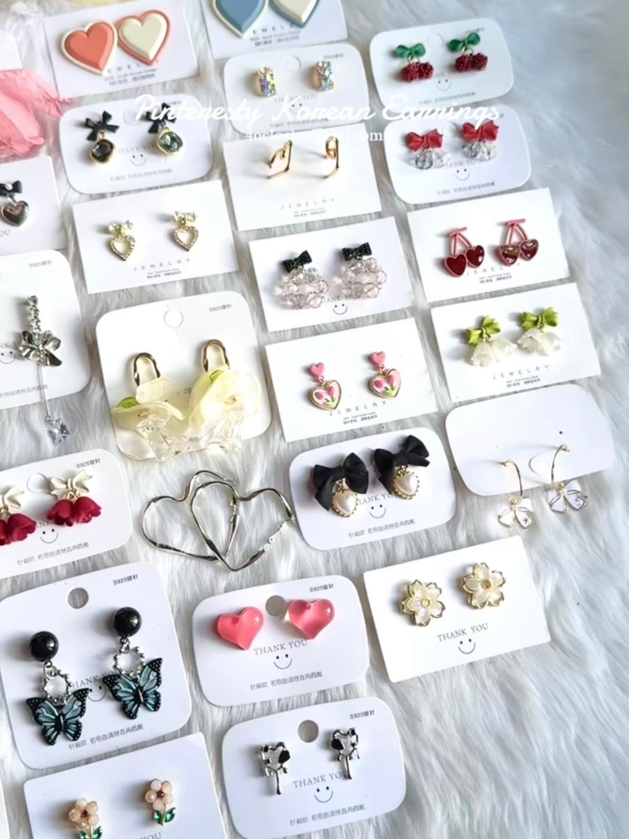 🫰🏻KE34: Korean Earrings: Heart Hoops 🎀✨