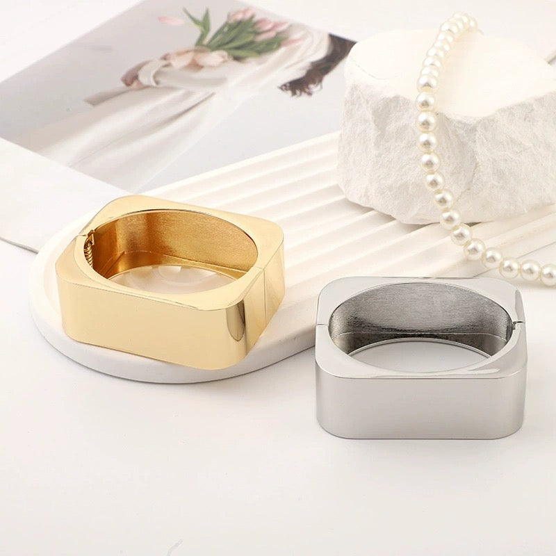 ✨HC46: Handcuff for Stack: Square (Gold)✨