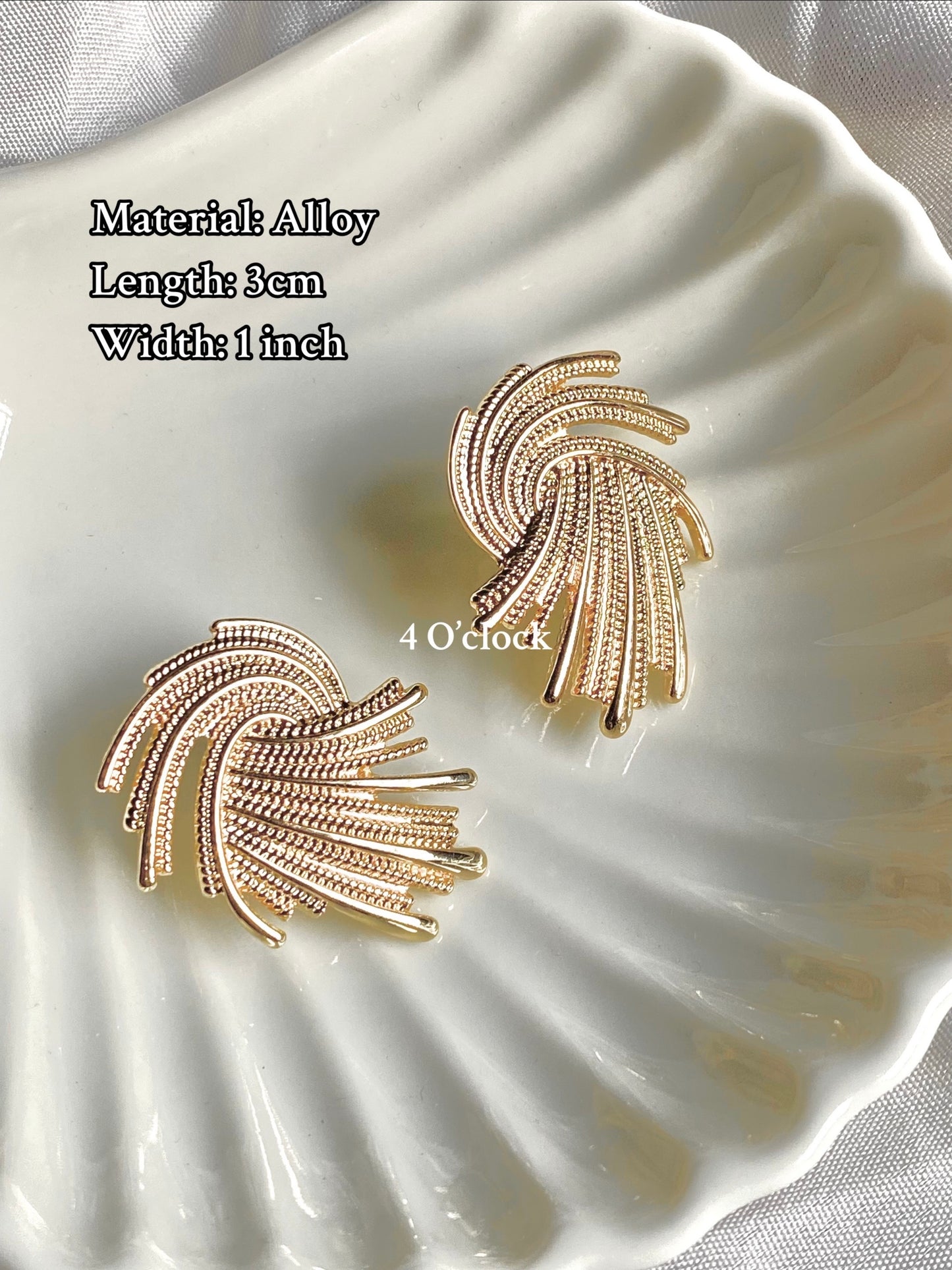 Vintage Earrings: Spiral Shaped