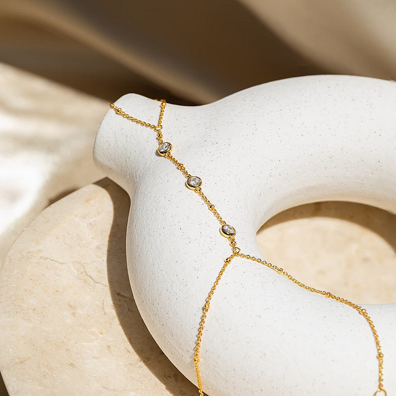 ✨RB01: Ringchain Bracelet: White Stone Cold✨