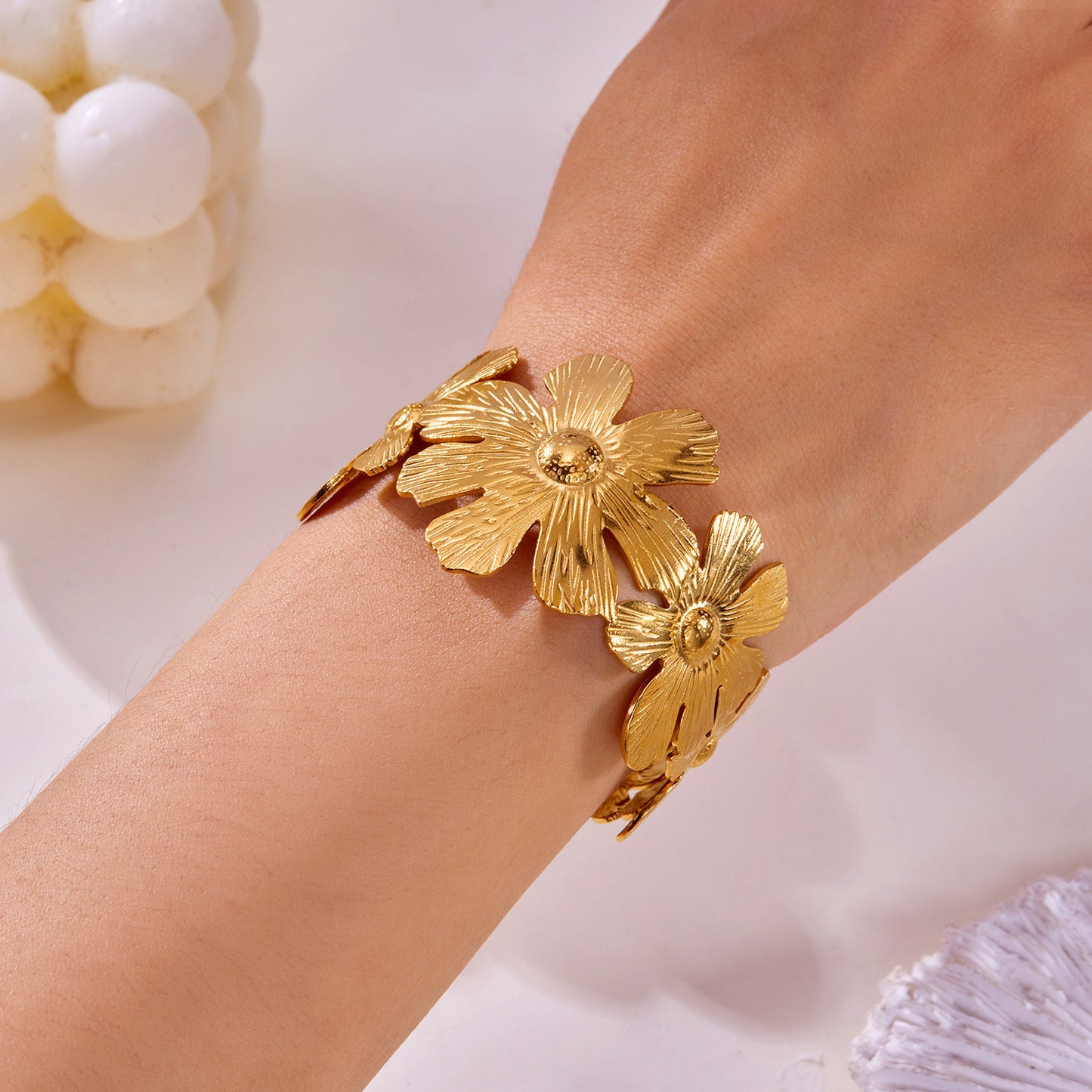 ✨HC146: 18k Gold Plated Stainless Steel Handcuff for Stack: Floral Cuff (Golden)✨