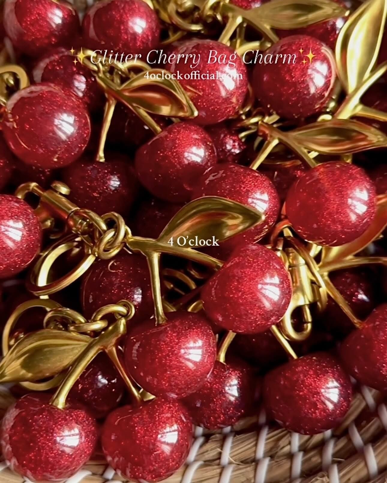 ✨🍒Pink Glitter Cherry Bag Charm/Keychain🍒✨