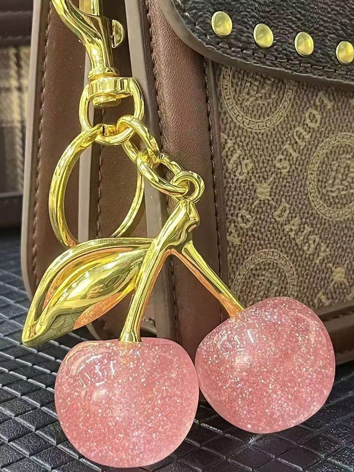✨🍒Pink Glitter Cherry Bag Charm/Keychain🍒✨