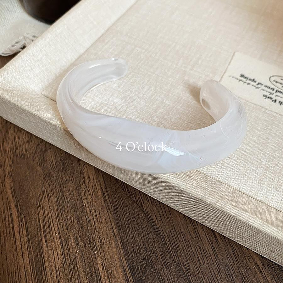 ✨HC94: Elastic Resin Bangles/Bracelet - White💗