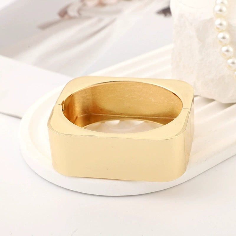 ✨HC46: Handcuff for Stack: Square (Gold)✨