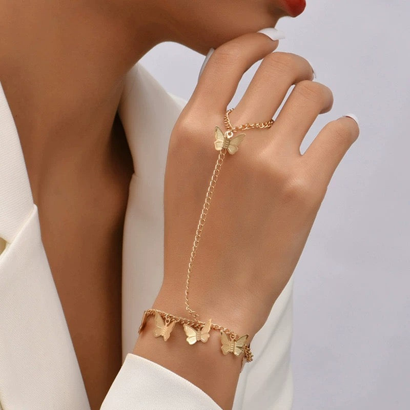 ✨RB06: Ringchain Bracelet:Butterfly Wrist✨ (NEW)