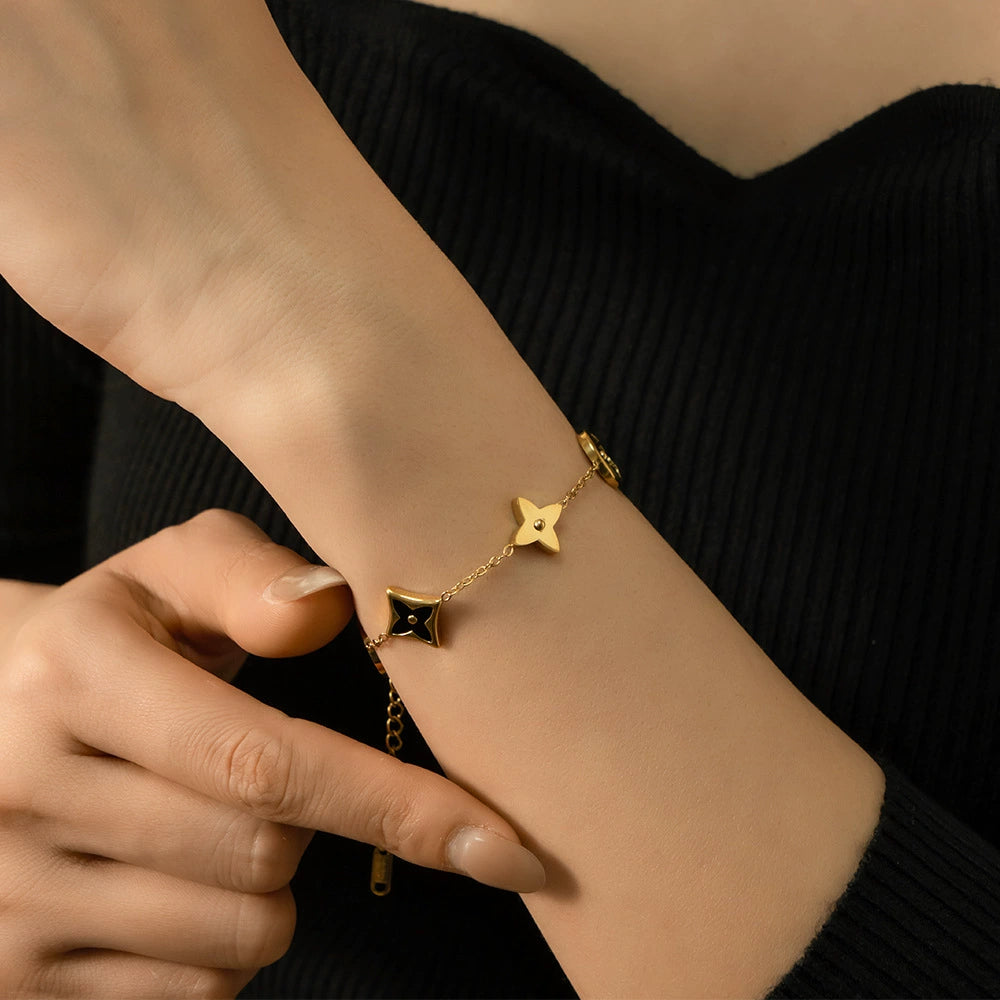 ⚜️B45: 18k Gold Plated Stainless Steel Minimalist Bracelet:Black Star✨