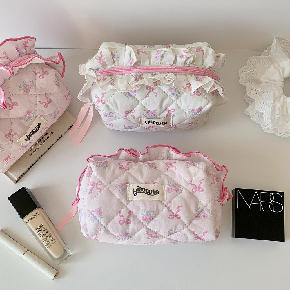 🎀13. Pinteresty Makeup Bag: Pink Tone Floral🫧