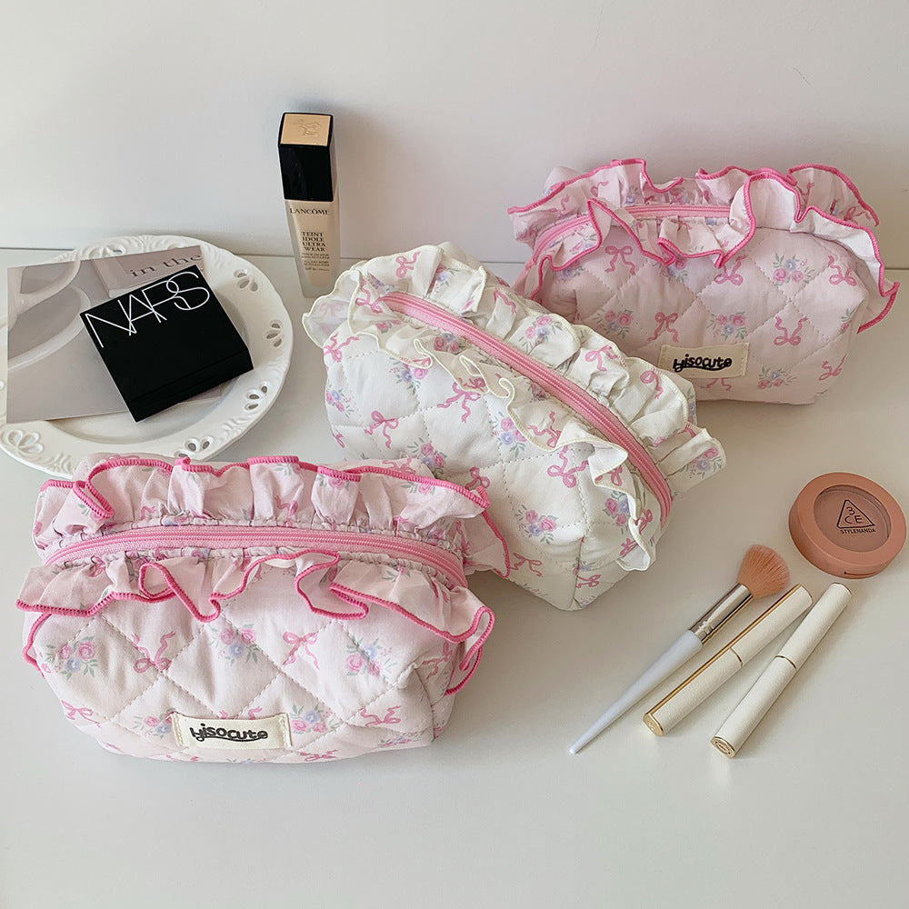 🎀13. Pinteresty Makeup Bag: Pink Tone Floral🫧
