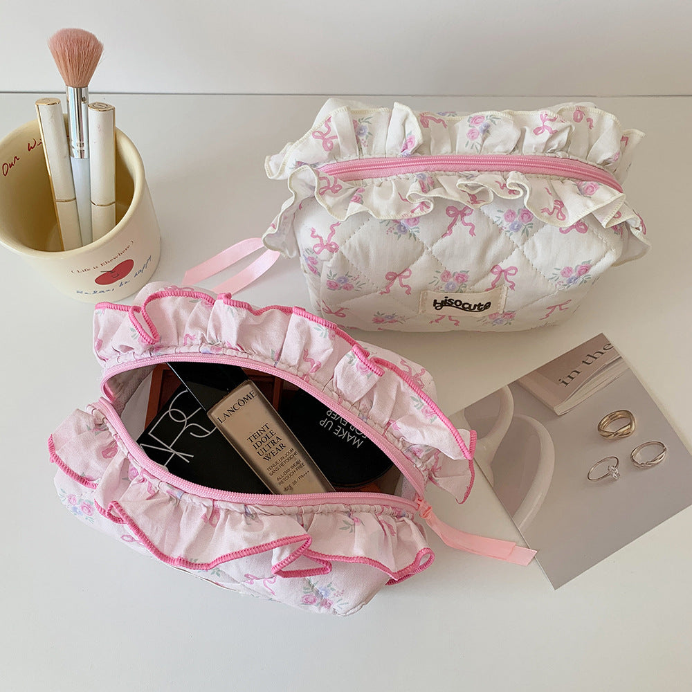 🎀13. Pinteresty Makeup Bag: Pink Tone Floral🫧