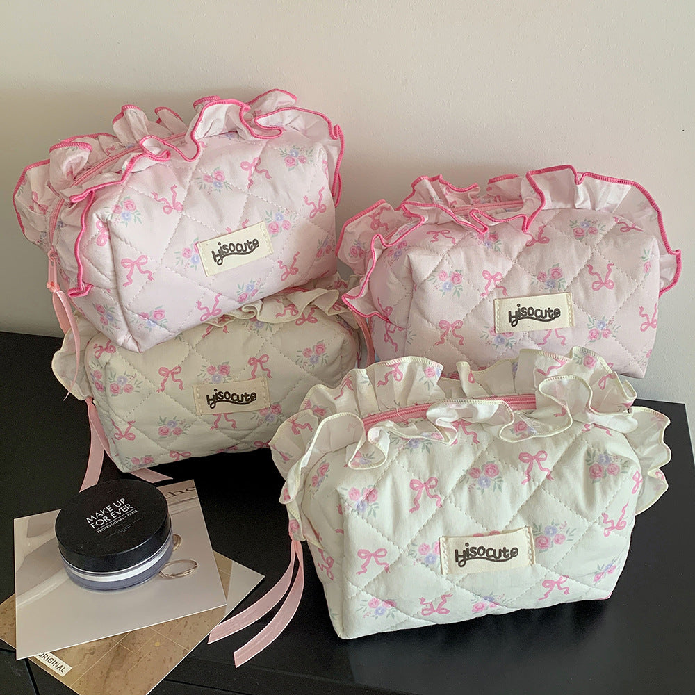 🎀13. Pinteresty Makeup Bag: Pink Tone Floral🫧