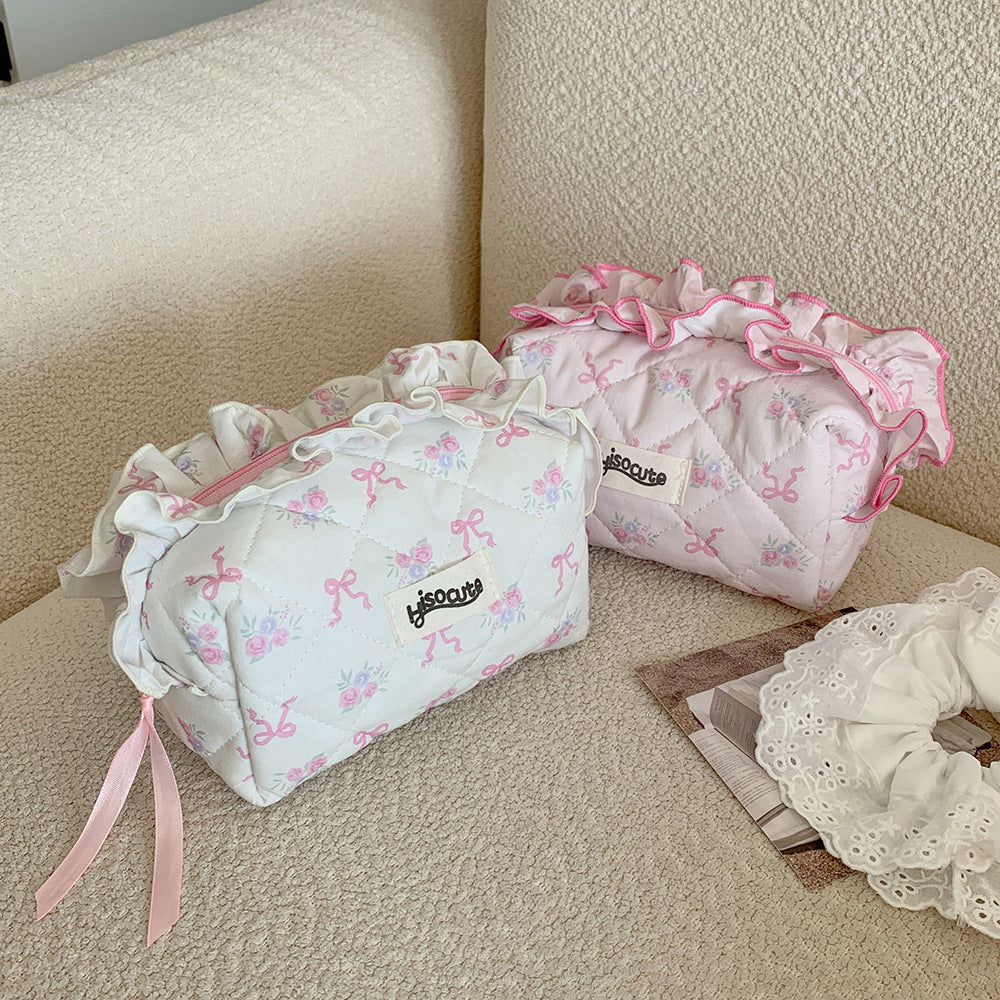 🎀13. Pinteresty Makeup Bag: Pink Tone Floral🫧
