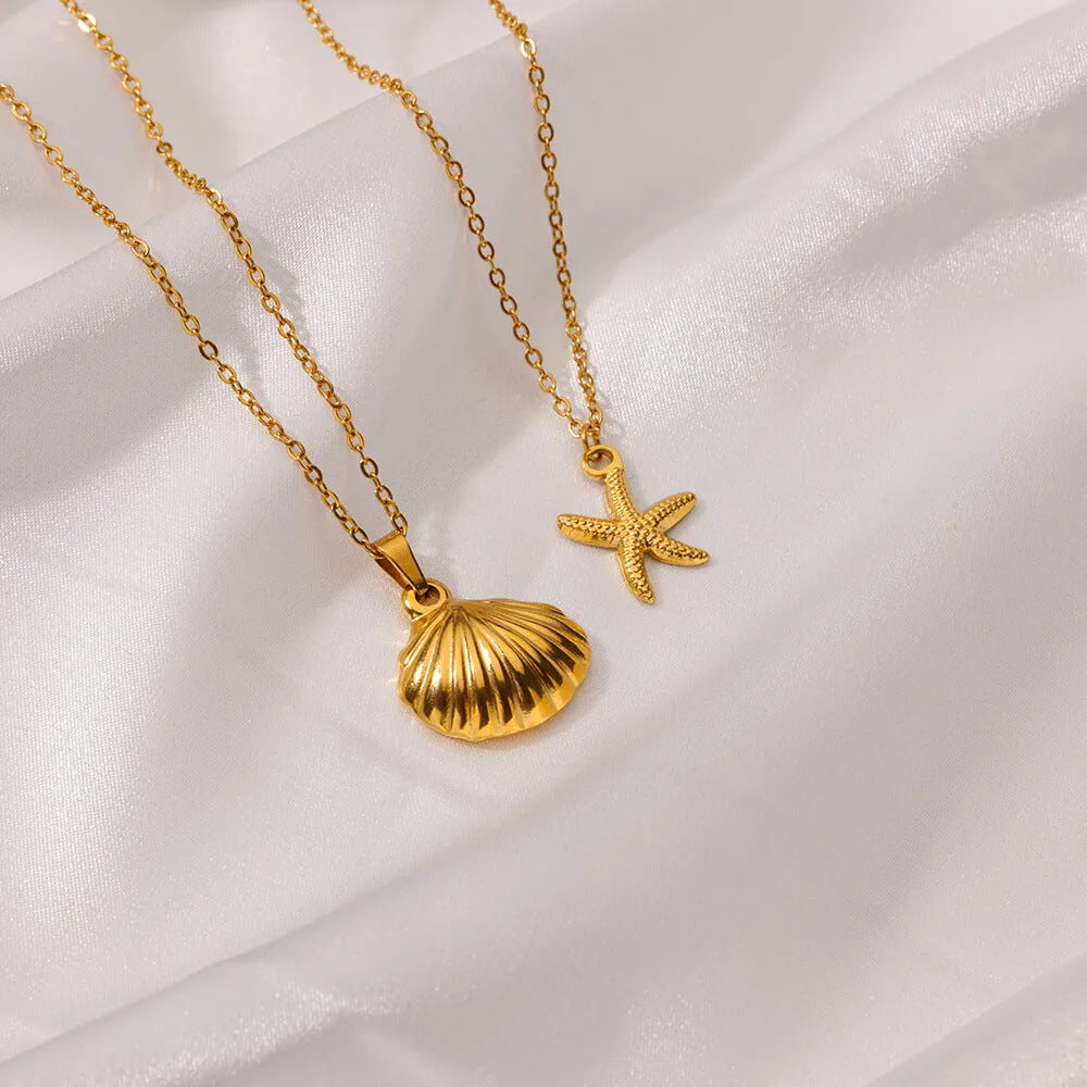 ✨P73: 18k Gold Plated Stainless Steel Pendant:Single Gold Shell ✨