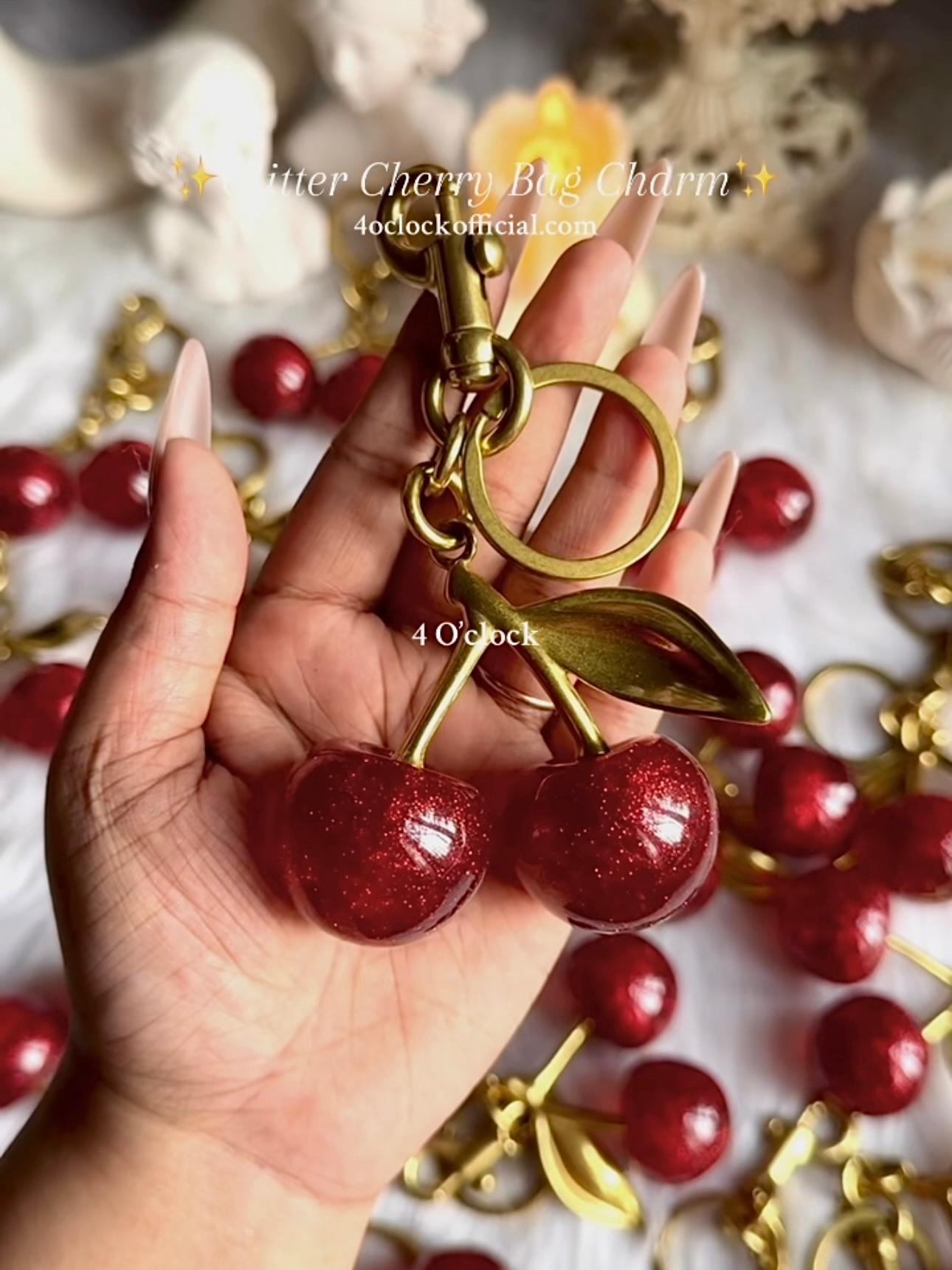 ✨🍒Glitter Cherry Bag Charm/Keychain🍒✨