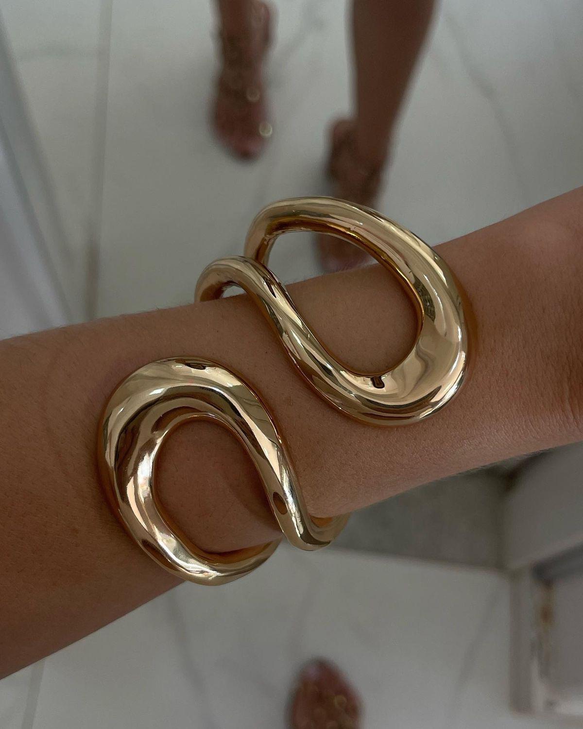 ✨HC42: Handcuff for Stack: Hug (Golden)✨