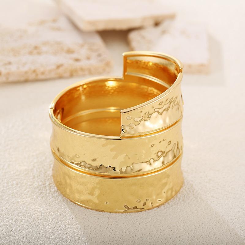 ✨HC51: Handcuff for Stack: Textured Wrapped (Gold)✨