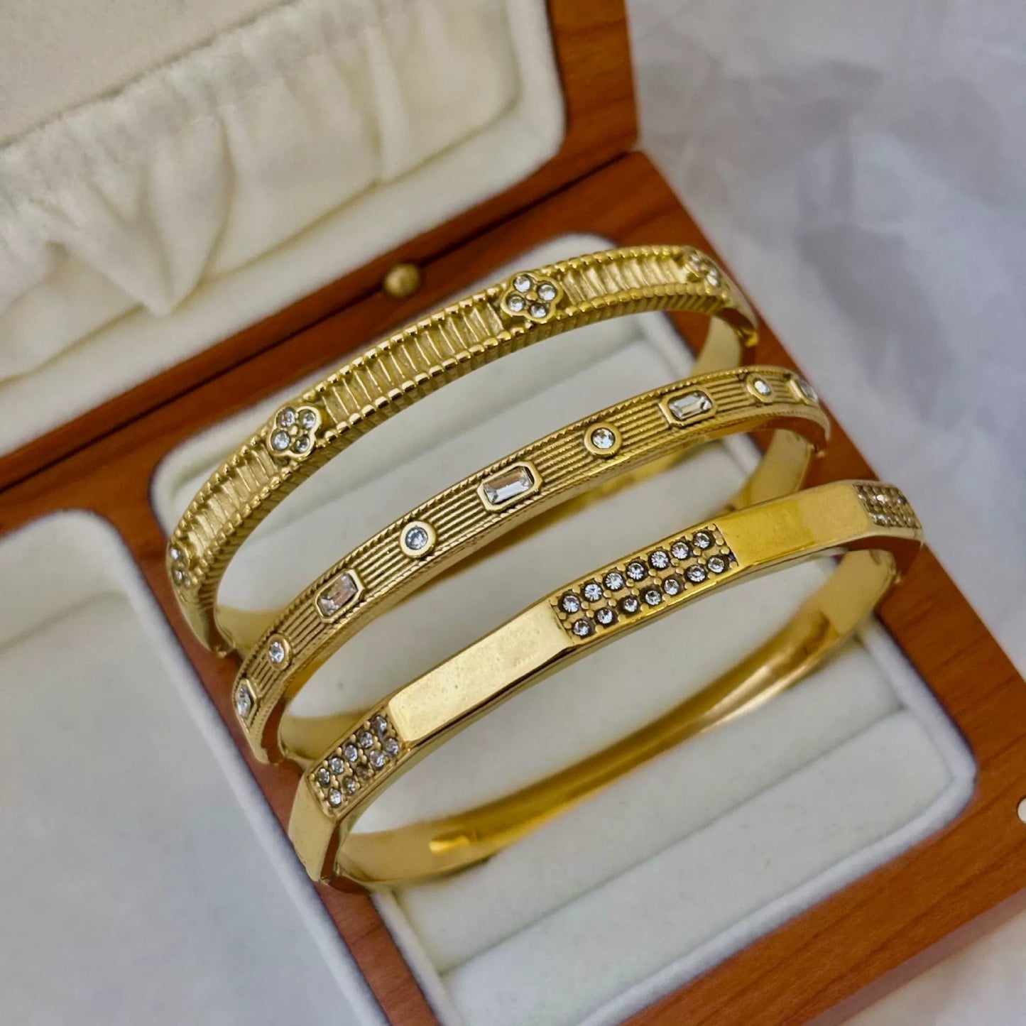 CB53: 18k Gold Plated Premium Stainless Steel Cuff Bangles