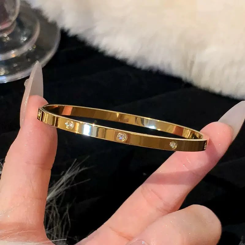 CB54: 18k Gold Plated Premium Stainless Steel Cuff Bangles
