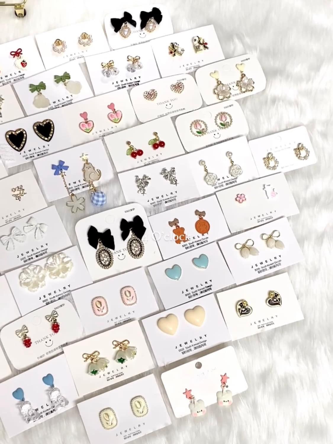 🫰🏻Korean Earrings: White Rose Drop🫧