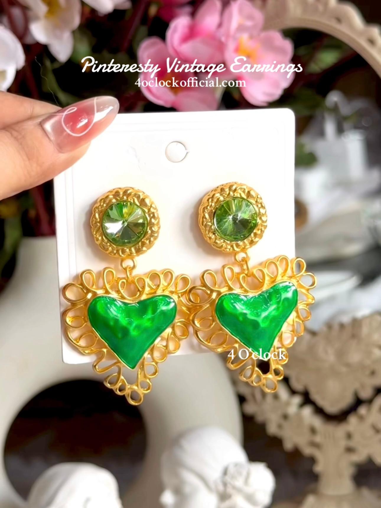 Vintage Earrings: Green Love