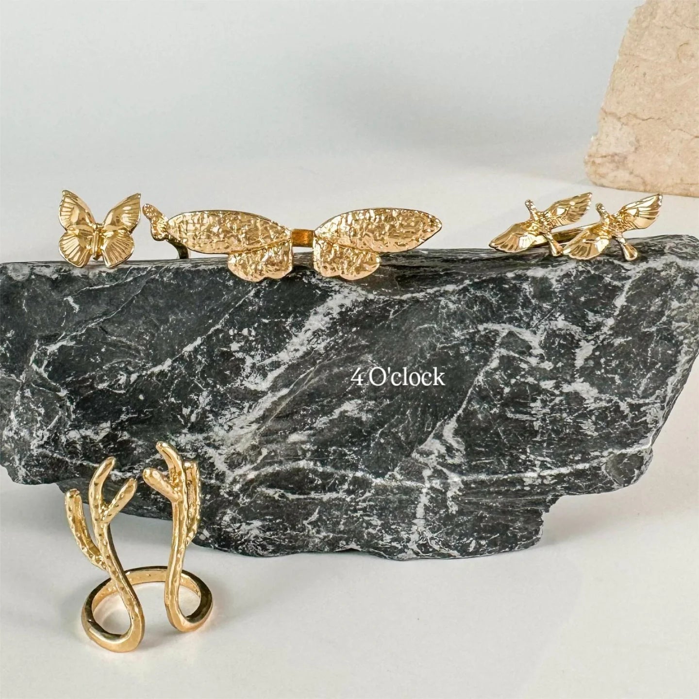 ✨RS95: Maximalistic Finger Ring Sets (Golden) - 6pcs (Full set adjustable)