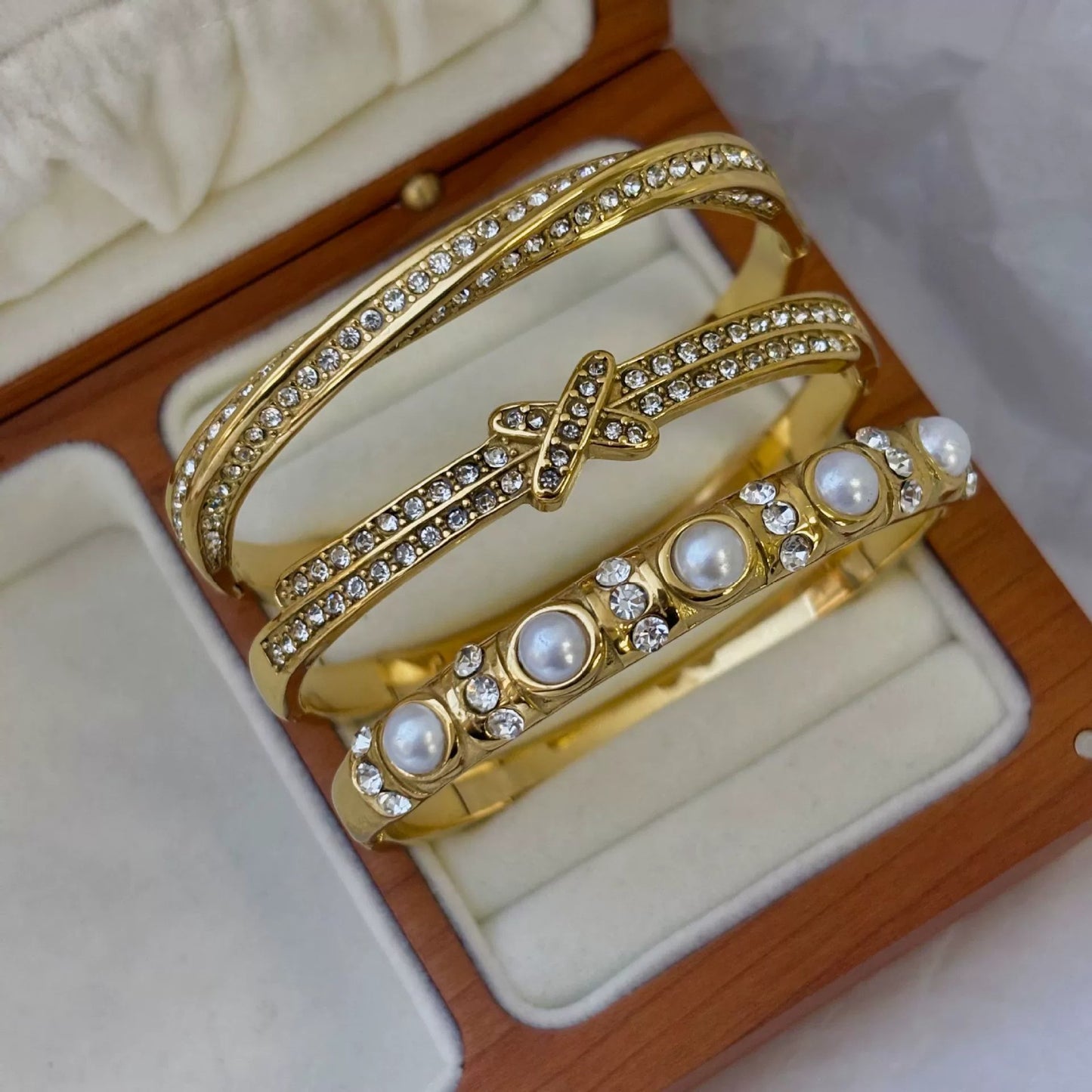 CB46: 18k Gold Plated Premium Stainless Steel Cuff Bangles