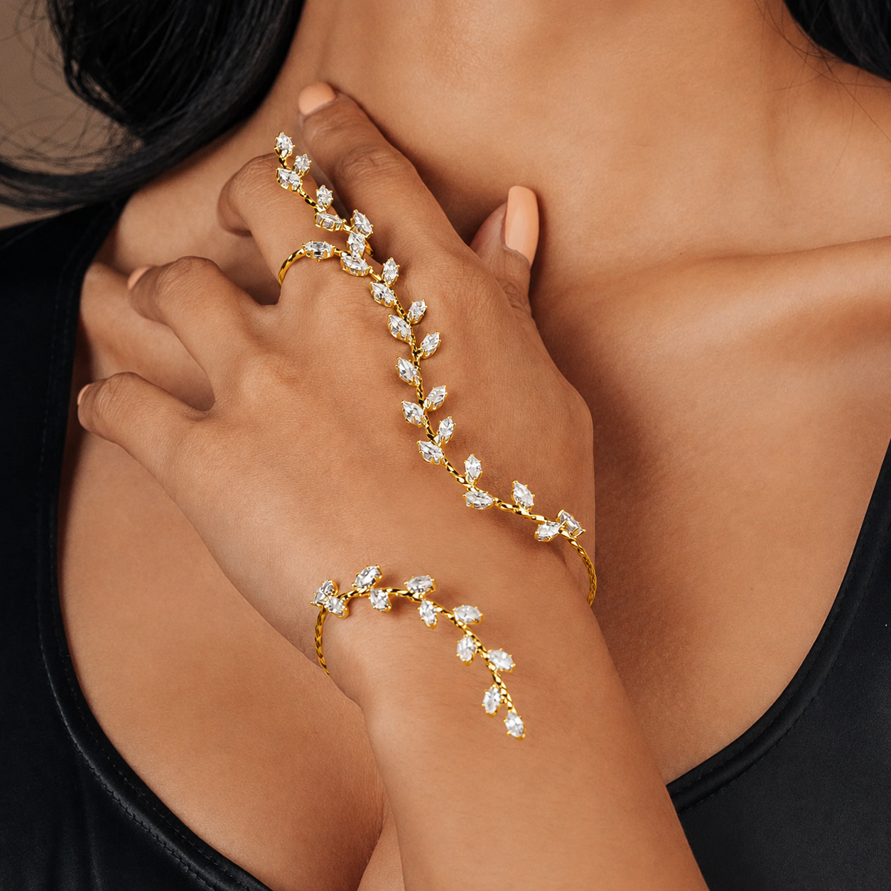 handacc10: Zircon Stone Hand Harness: Golden