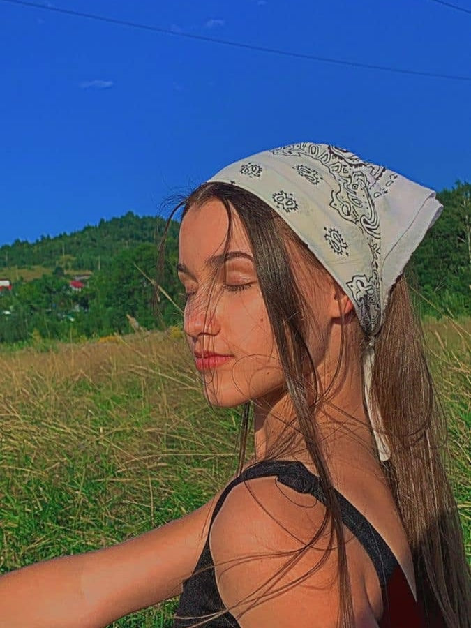 ✨90’s Bandana: White💗