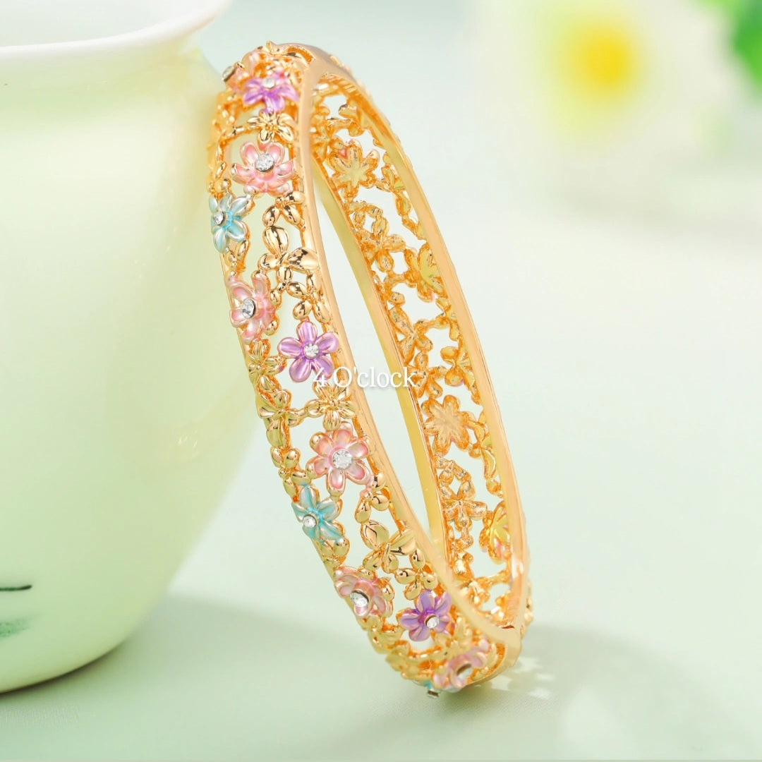 ✨🏰VC04: Cloisonné Vintage Victorian Bangles : Powder Blue 🌸🕯️