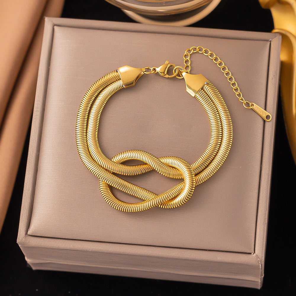 B102: 18k Gold Plated Stainless Steel Minimalist Bracelet