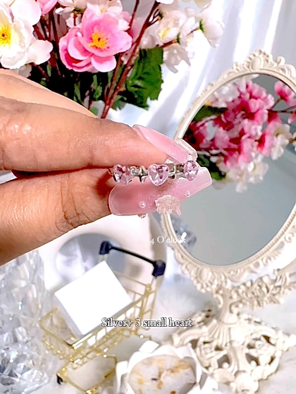 ✨🌸Pink Finger Ring: Silver+3 Stone Heart🌸✨