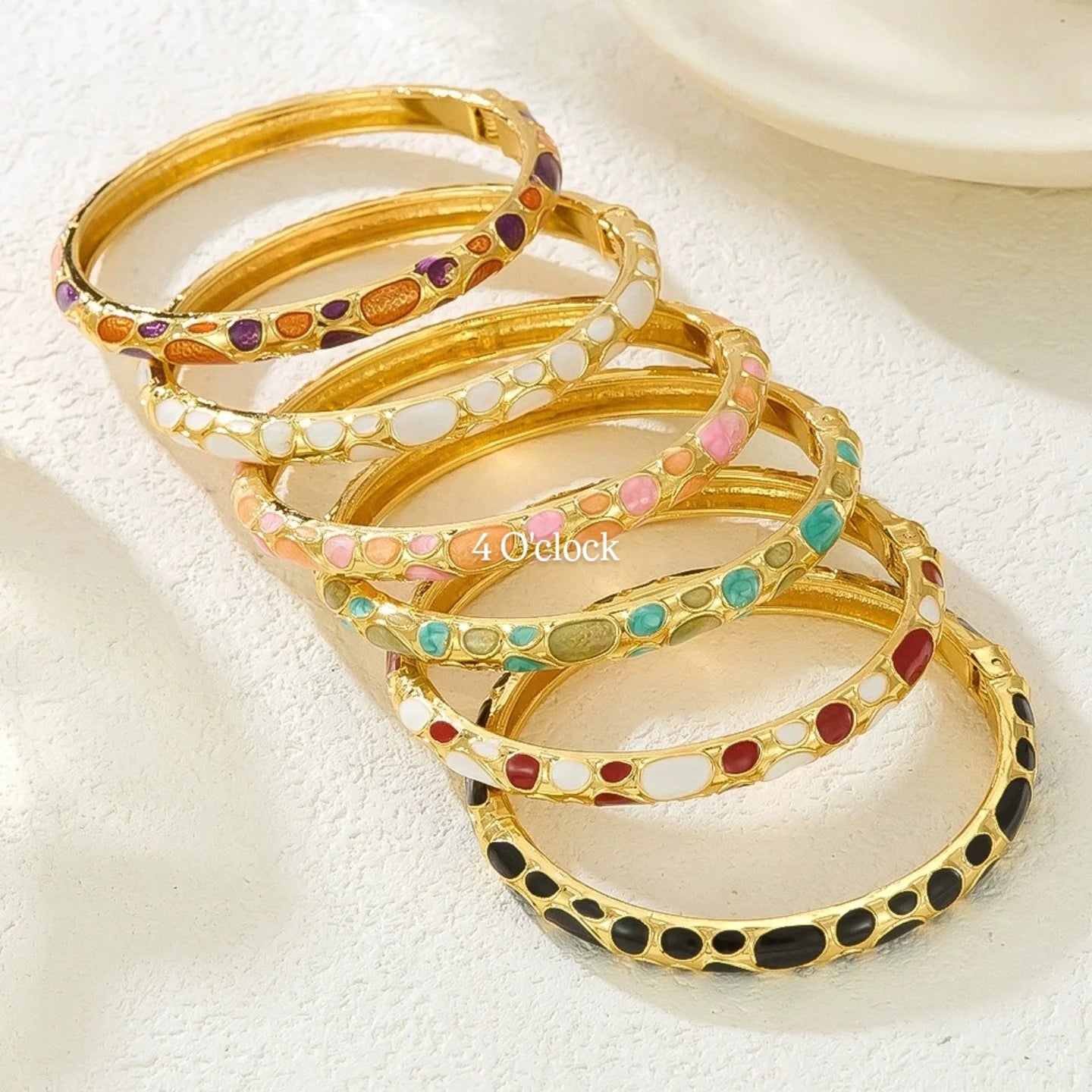 ✨🦢VC145: Vintage Victorian Enamel Bangles : Ivory Confetti 🌸🕯️