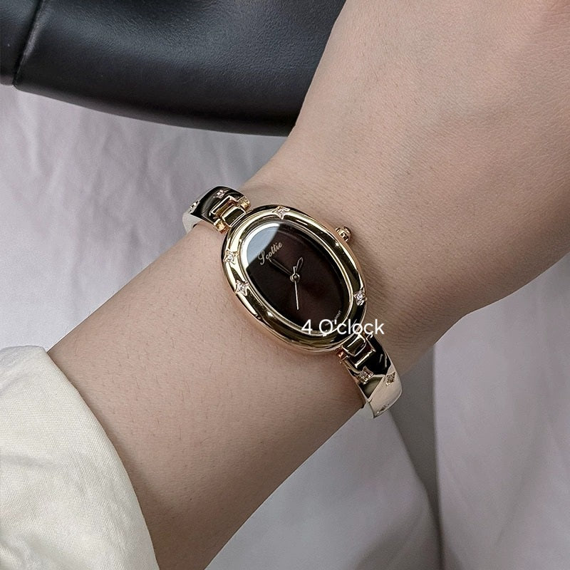 W42: SCOTTIE Branded Wrist Watch (WITH BOX)
