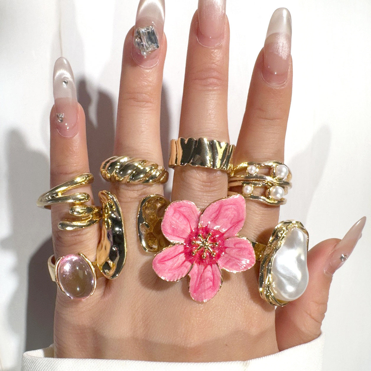 RS125: Maximalistic Finger Ring Sets (Golden) - 8 pcs
