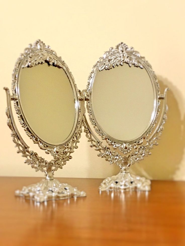 M29: Vintage Mirror: Vintage Oval: Silver