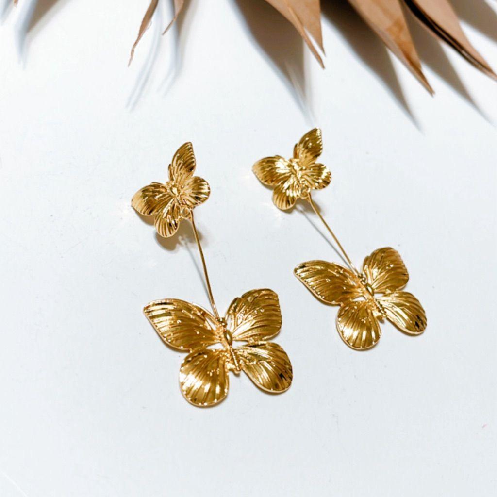 Vintage Earrings: Golden Butterfly