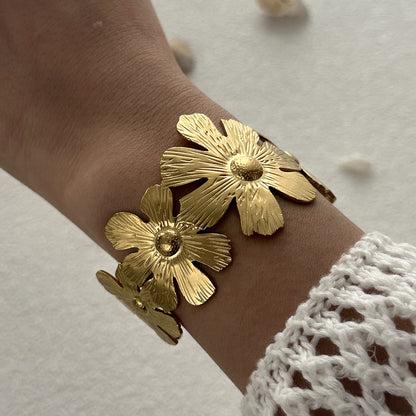✨HC146: 18k Gold Plated Stainless Steel Handcuff for Stack: Floral Cuff (Golden)✨