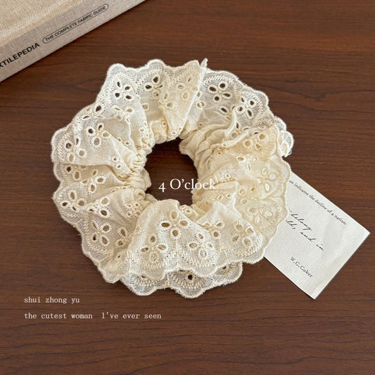 🍓2. Pinteresty Cottagecore Hair Scrunchie - Beige Lace🍰