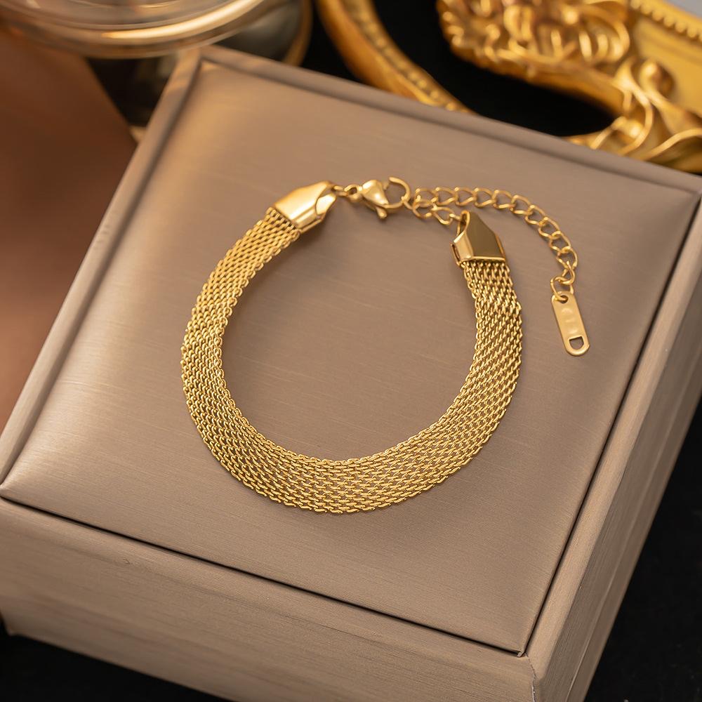⚜️B62: 18k Gold Plated Stainless Steel Minimalist Bracelet✨