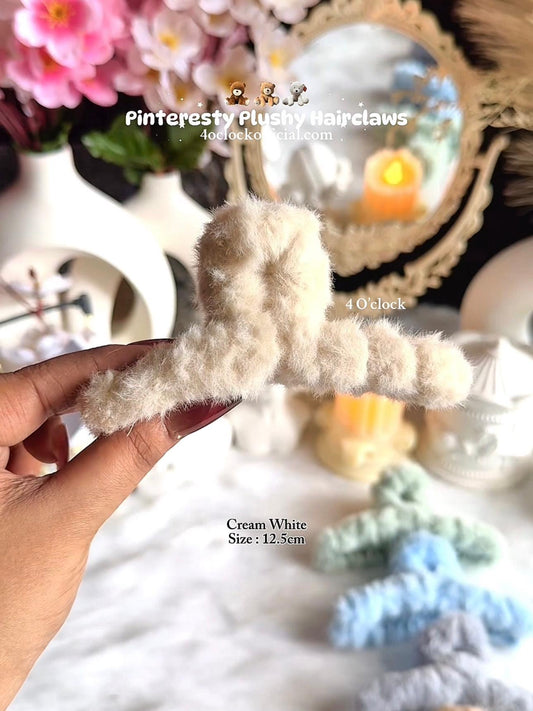 🧸Pinteresty Plushy Hairclaw: Cream White🎀✨