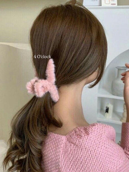 🧸Pinteresty Plushy Hairclaw: Baby Pink 🎀✨