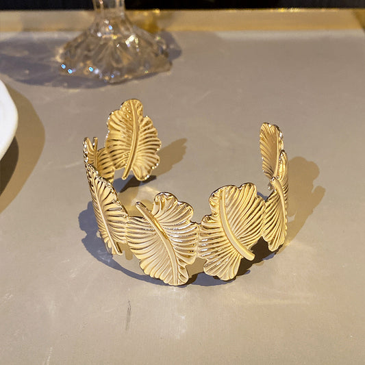 ✨HC133: Handcuff for Stack: Gold Small Leaf Bracelet✨