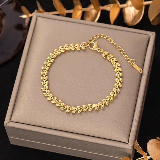 ⚜️B69: 18k Gold Plated Stainless Steel Minimalist Bracelet✨