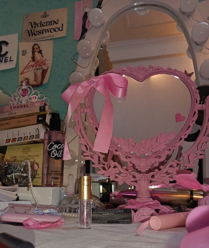 M02: Vintage Mirror: Vintage Heart Shape: Salmon Pink