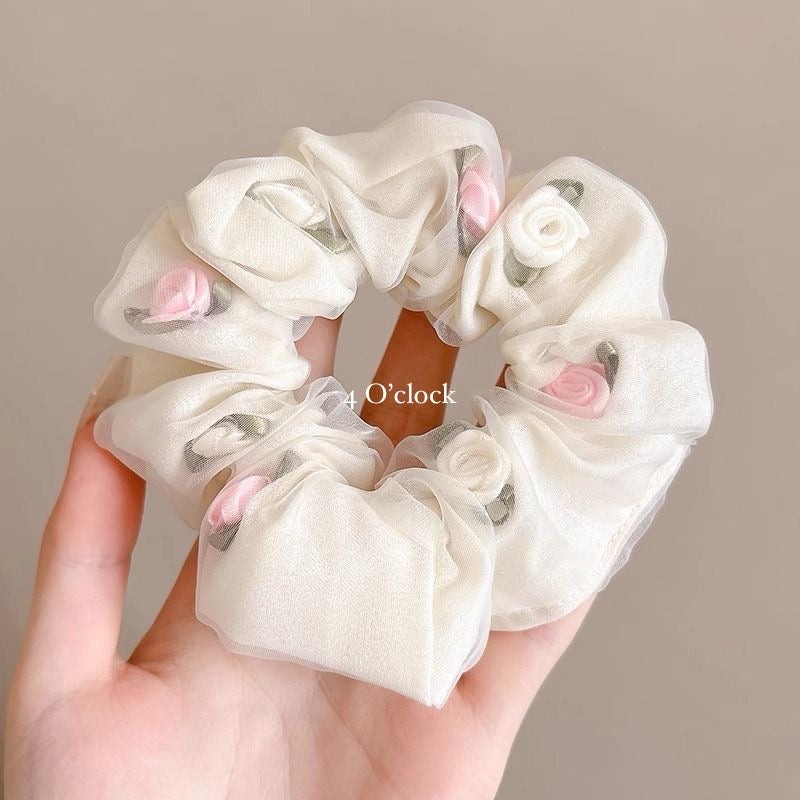🍓11. Pinteresty Cottagecore Hair Scrunchie - Mesh Roses🍰