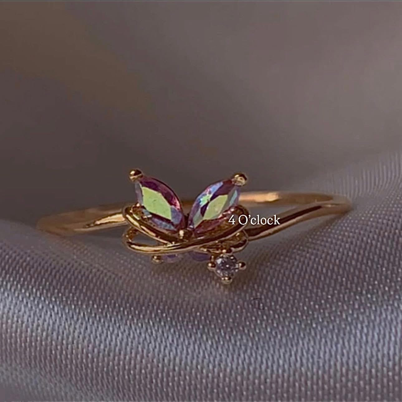 R07: Stainless Steel Zircon Minimalistic