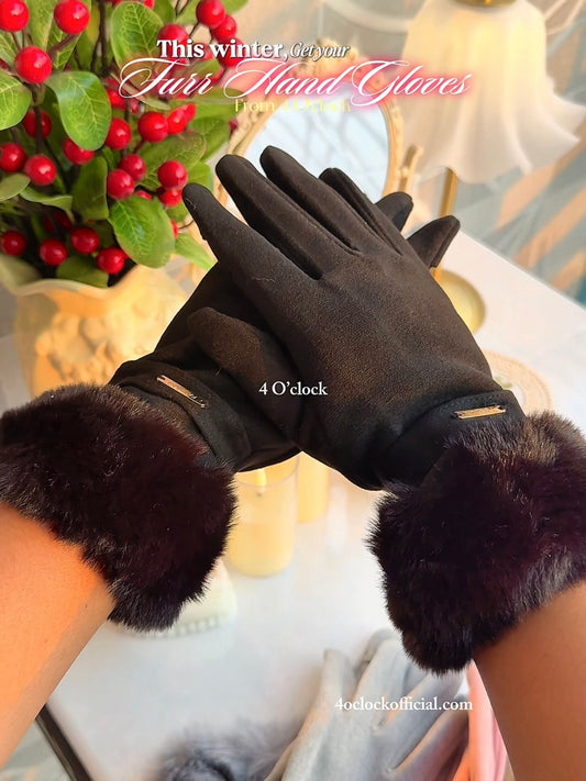Fur Gloves: Black