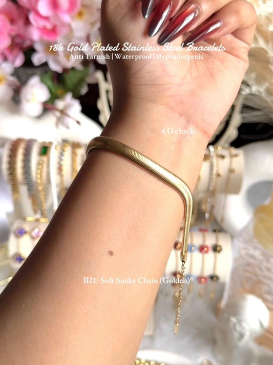 ⚜️B21: 18k Gold Plated Stainless Steel Minimalist Bracelet:Soft Snake Chain (Golden)✨